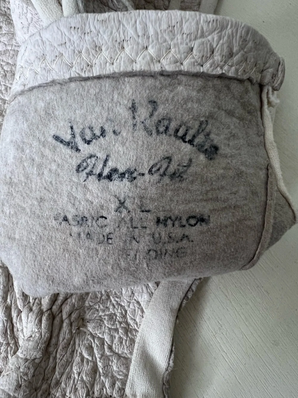 Vintage Van Raalte Textured Gloves